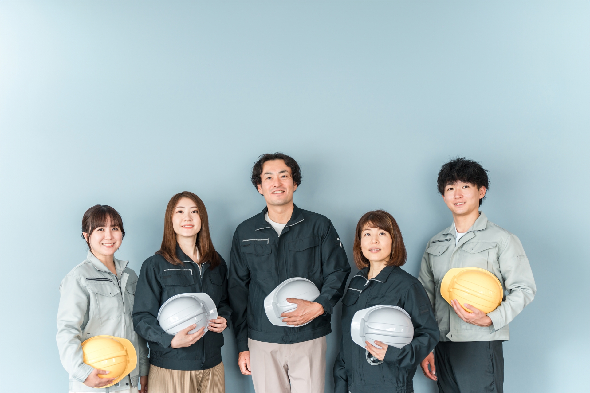 建設チームの集合写真